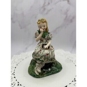 MINT GORT BONE CHINA Becky Thatcher FIGURINE AMERICAN CLASSICS 1947‎